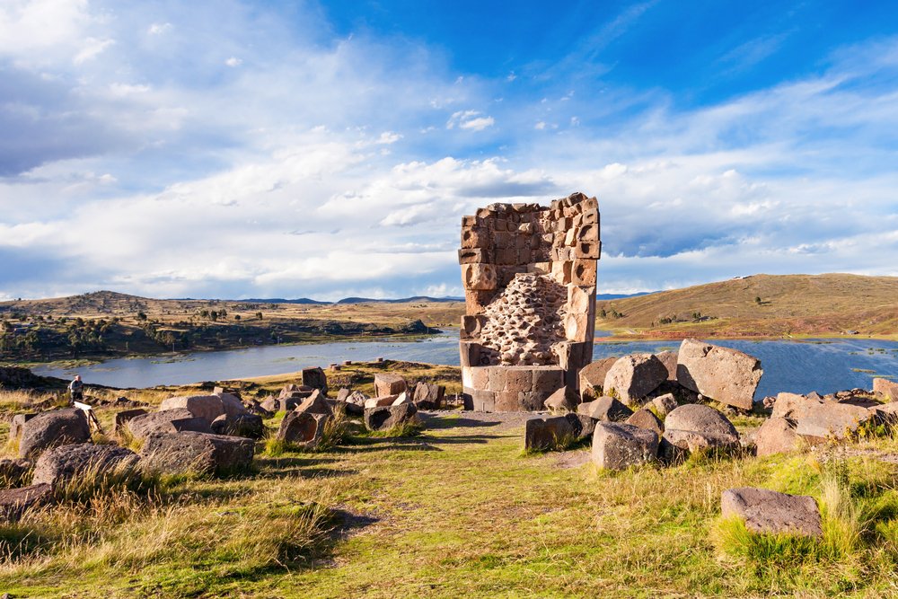 chullpas de sullistani en peru